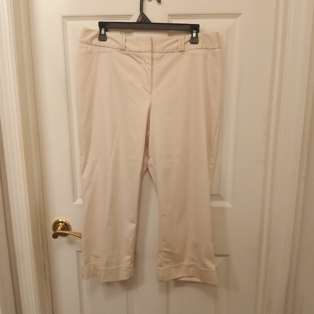 Worthington Stretch Capri Pants Women's Size 10 Beige